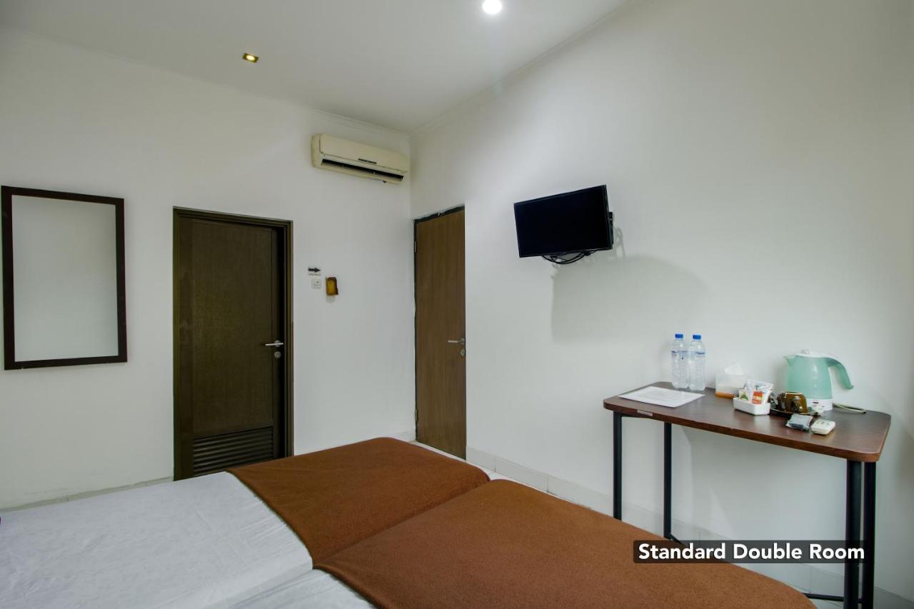 Hotel Arjuna Bekasi Exterior foto